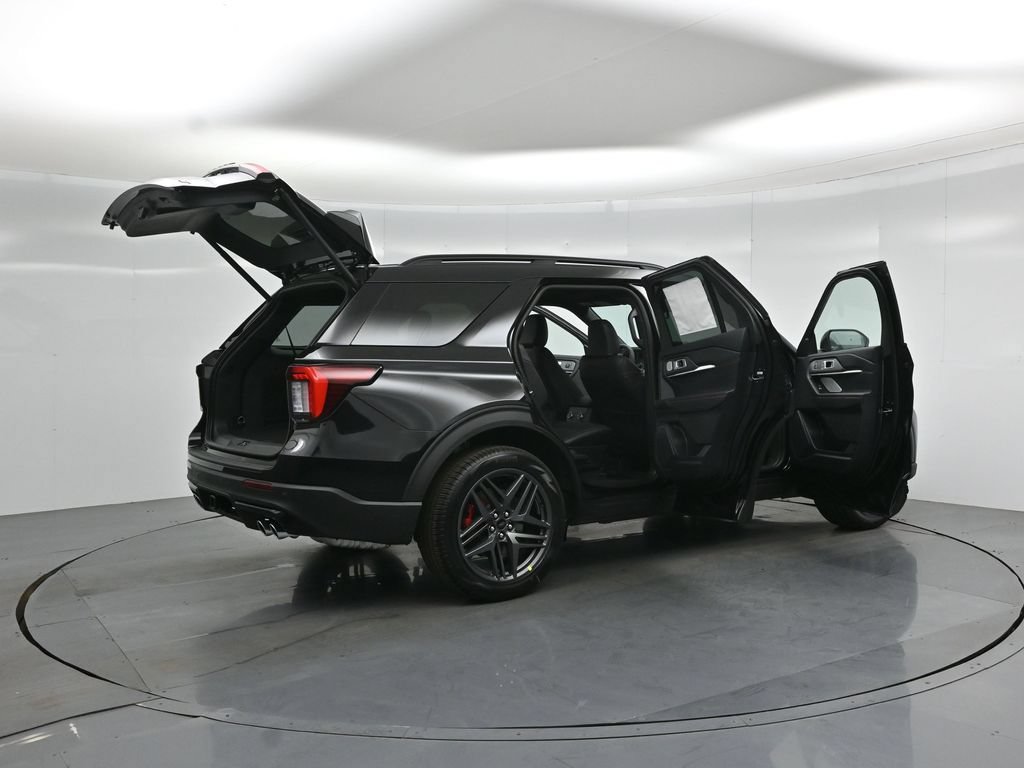 New 2026 Ford Explorer ST w/ Sun And Sound Package AWD/4WD image 5