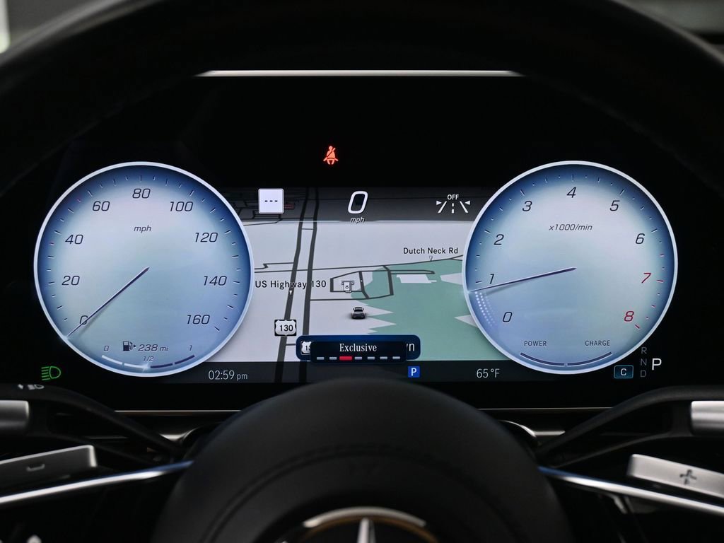 Used 2023 Mercedes-Benz S 500 4MATIC w/ AMG Line image 33