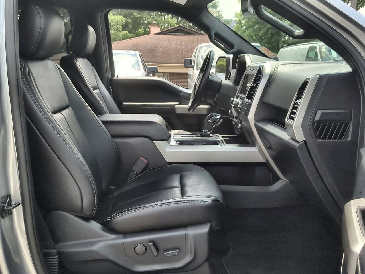 Used 2020 Ford F150 Lariat AWD/4WD image 27