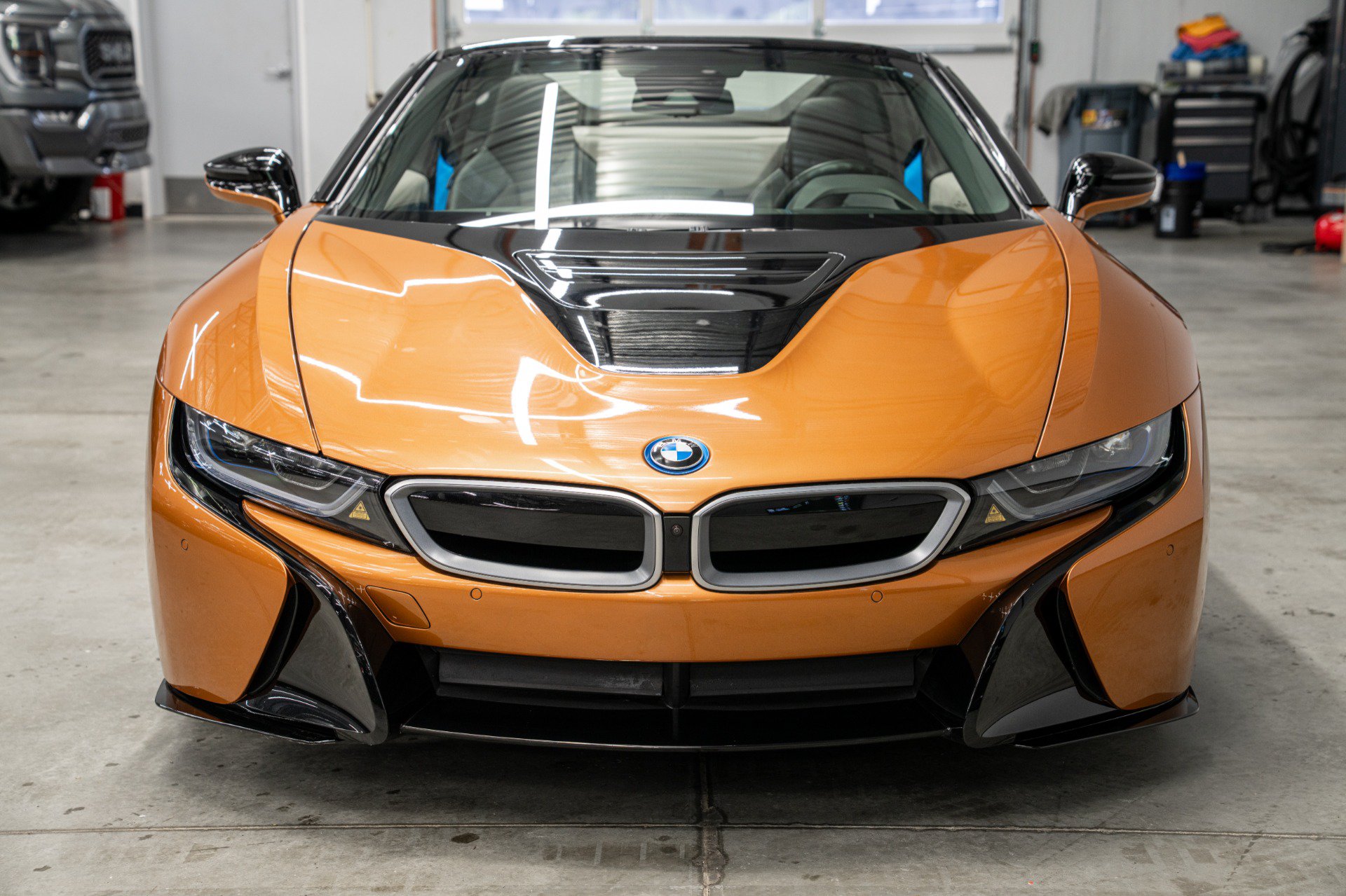 Used 2019 BMW i8 Roadster AWD/4WD image 4