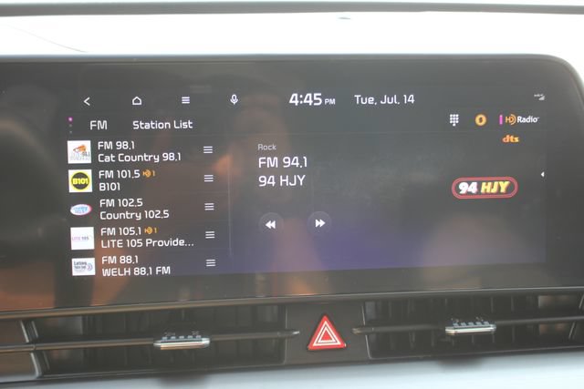 Used 2023 Kia Sportage EX AWD/4WD image 7