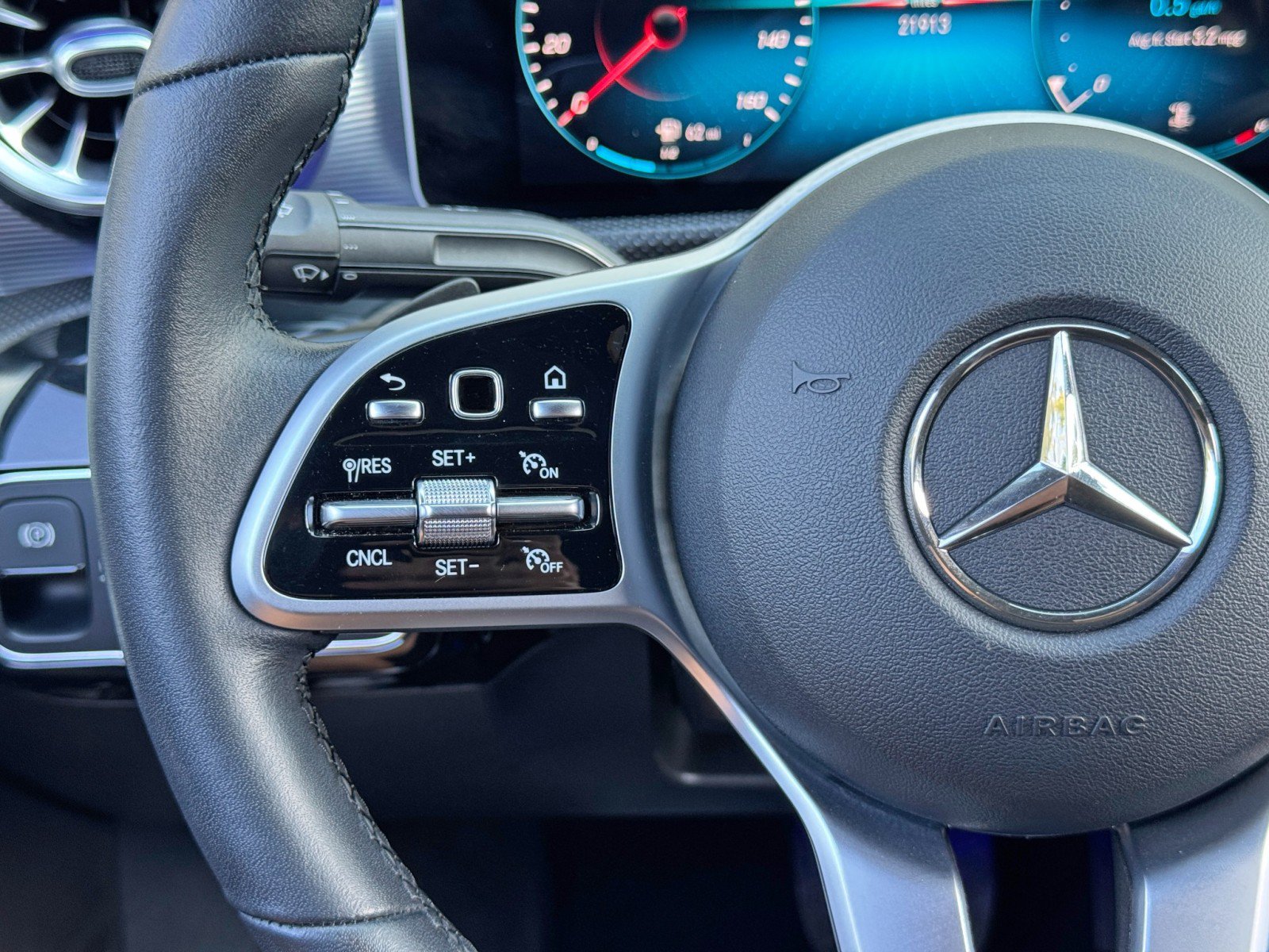 Used 2020 Mercedes-Benz A 220 w/ Premium Package image 20