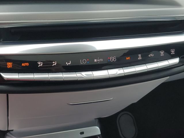 Certified 2024 Cadillac Lyriq Sport w/ LPO, Floor Liner Package AWD/4WD image 17