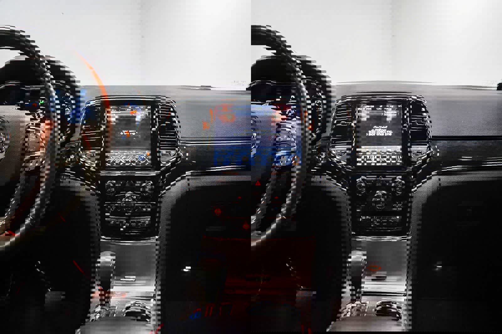 Used 2019 Jeep Grand Cherokee Trailhawk w/ Trailhawk Luxury Group image 13