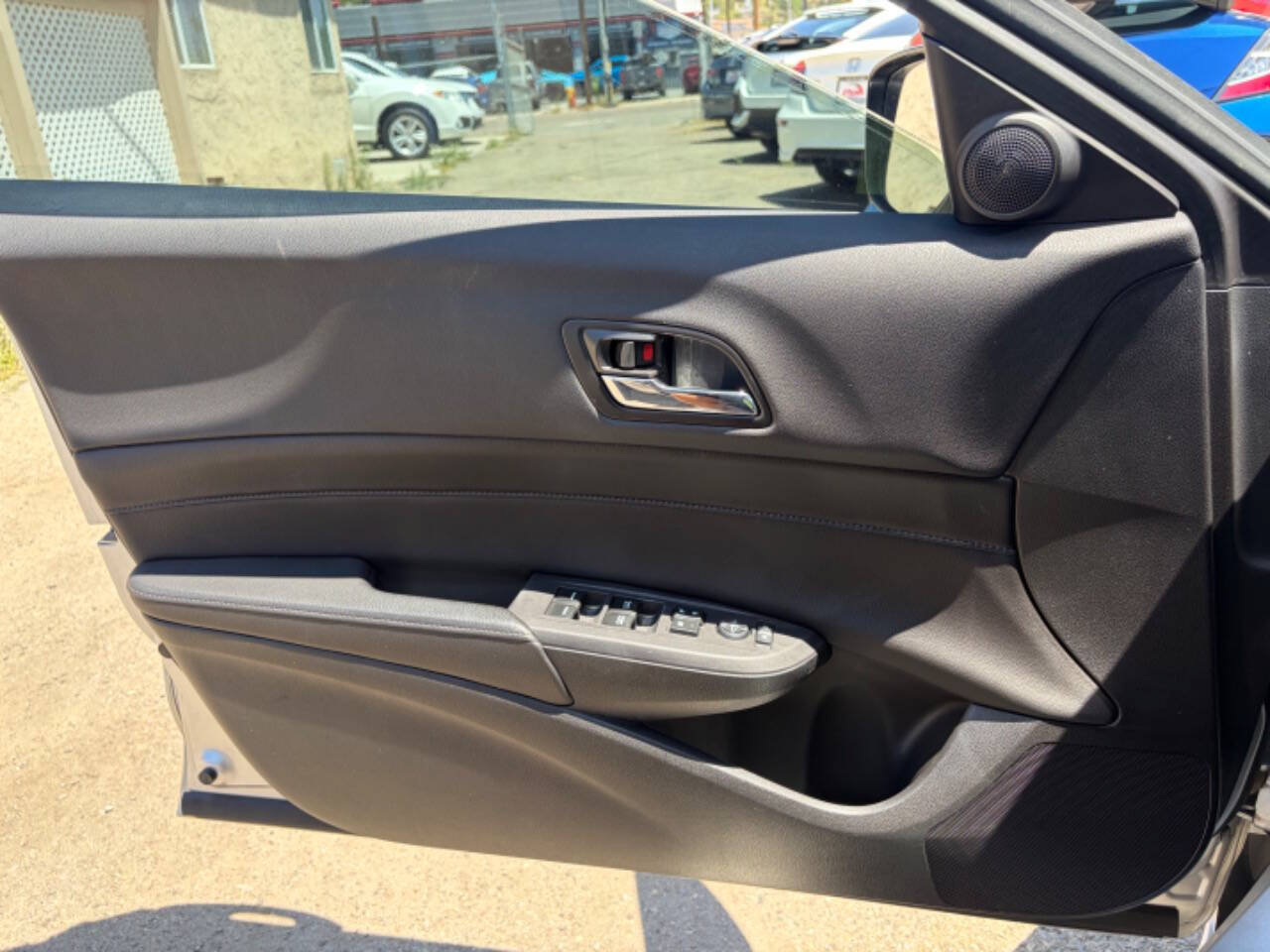 Used 2013 Acura ILX w/ Premium Package FWD image 19