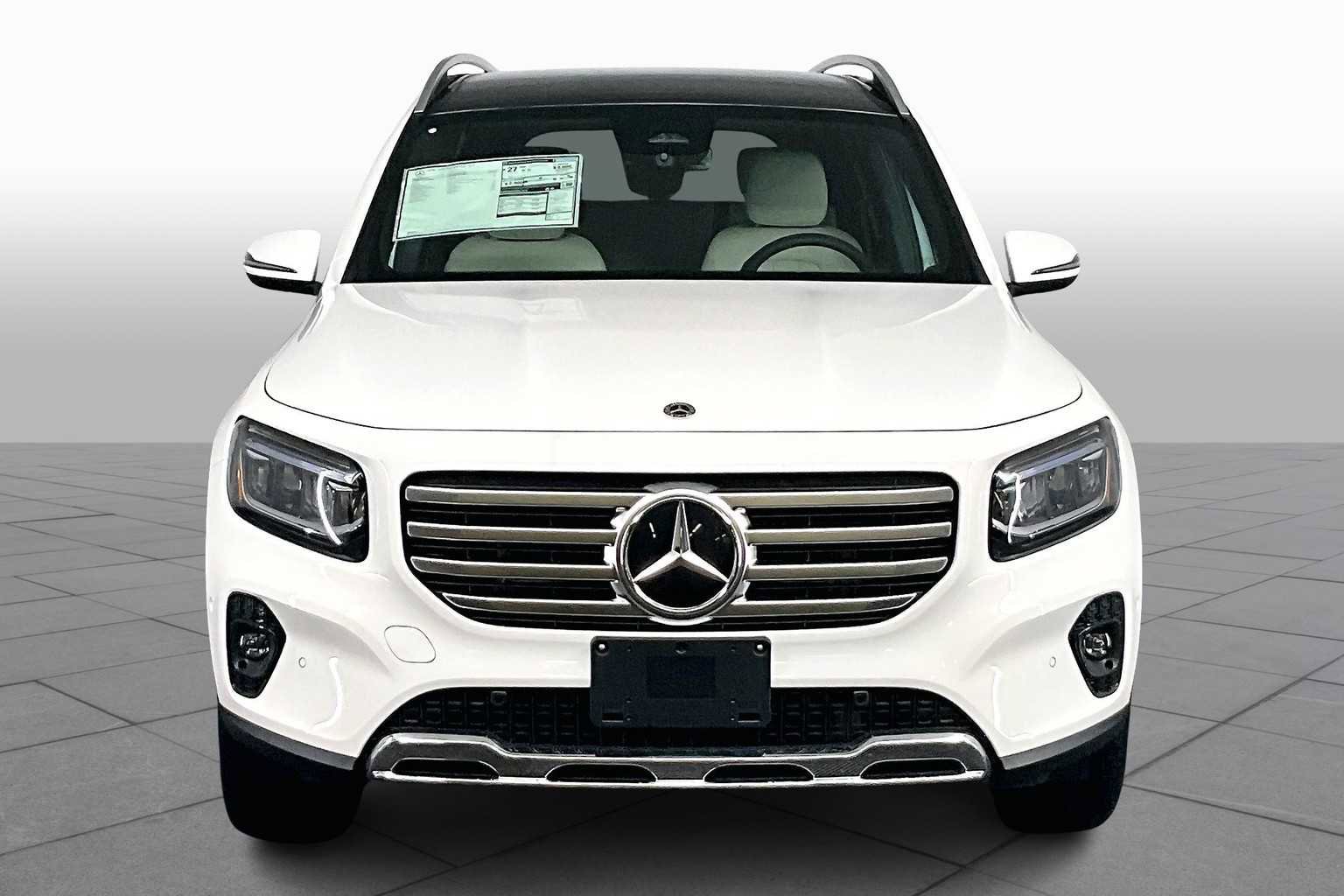 New 2026 Mercedes-Benz GLB 250 4MATIC image 3