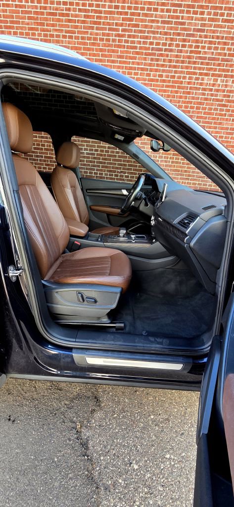 Used 2018 Audi Q5 2.0T Premium Plus w/ Premium Plus Package image 11