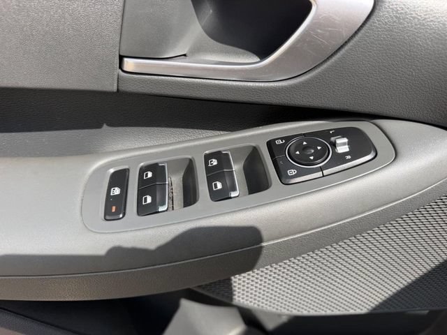 Used 2022 Hyundai Sonata SE FWD image 16