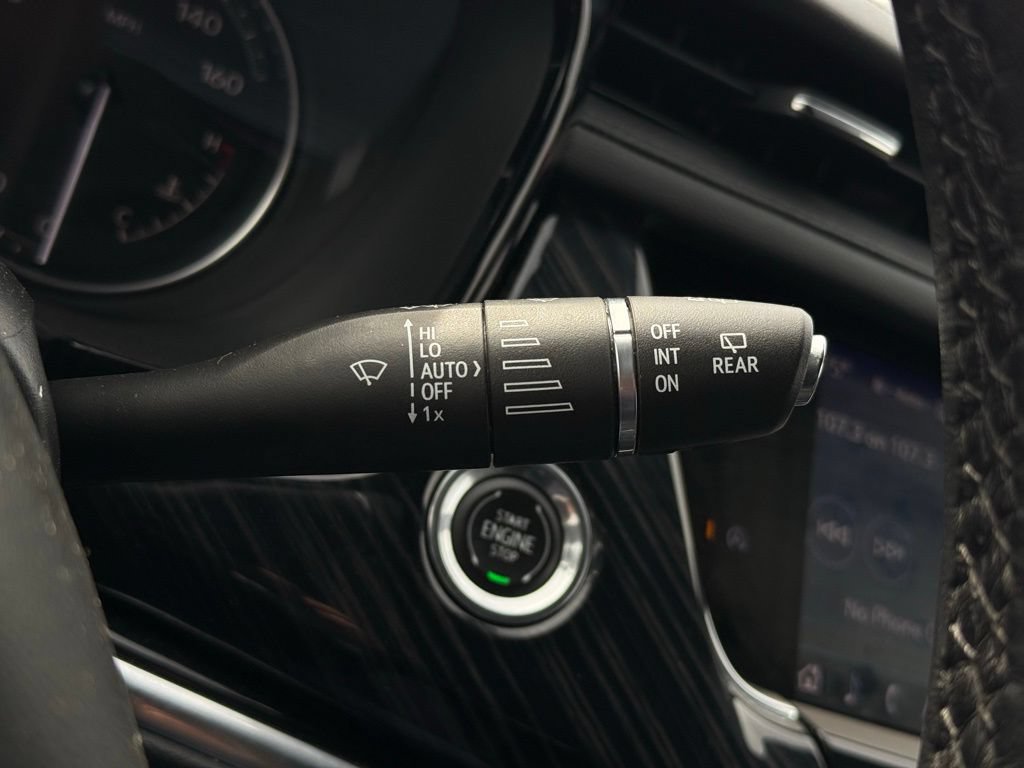 Used 2023 Cadillac XT6 Premium Luxury AWD/4WD image 29