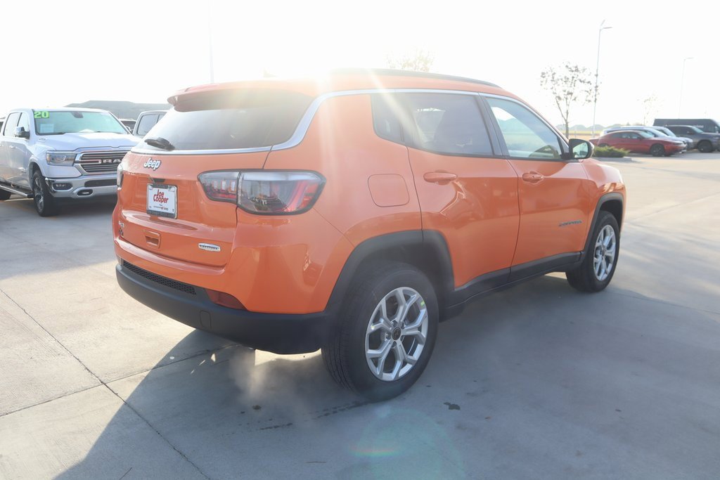 New 2026 Jeep Compass Latitude image 20