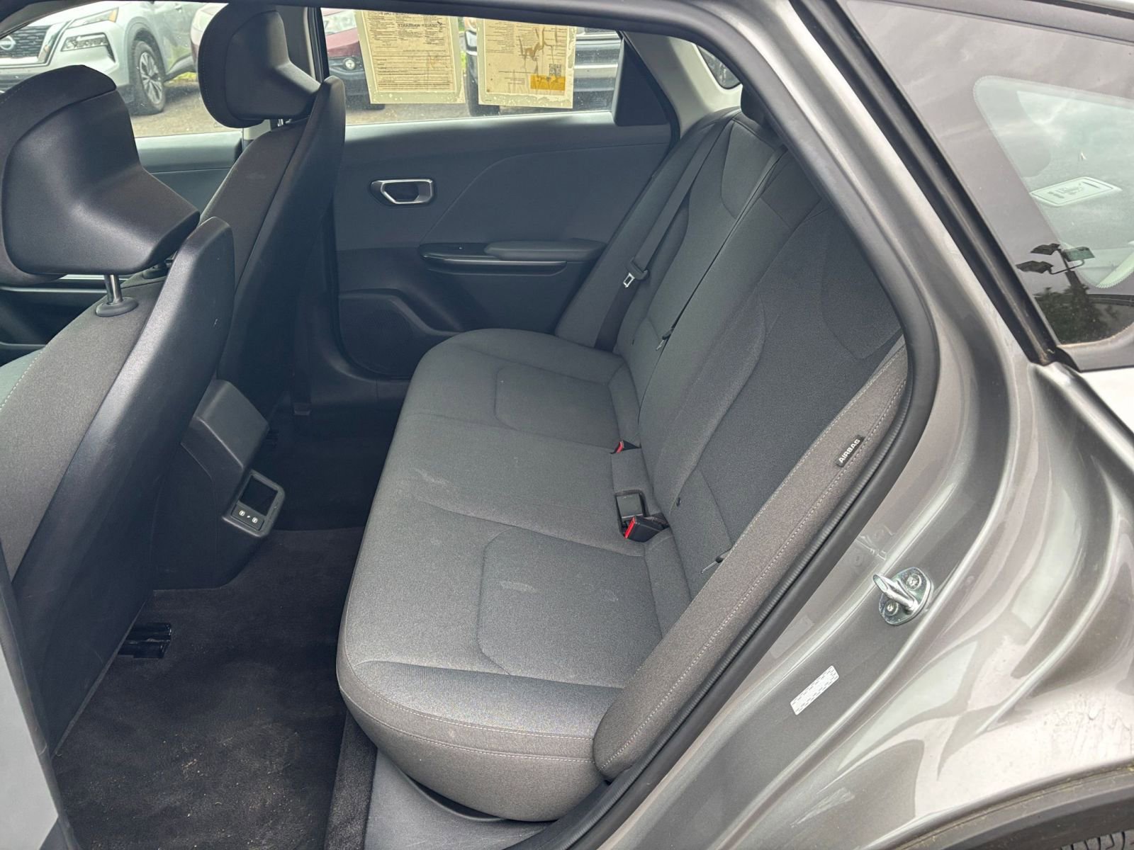 Used 2025 Kia K4 FWD image 21