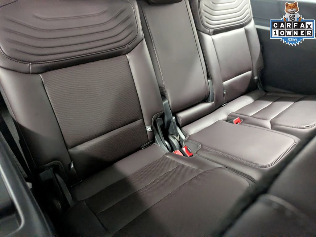 Used 2025 Ford Expedition Max Platinum w/ Platinum Ultimate Package AWD/4WD image 27