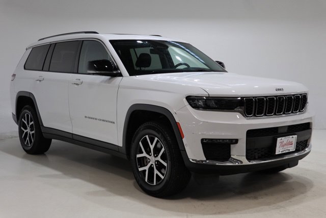 Used 2023 Jeep Grand Cherokee L Limited w/ Luxury Tech Group II AWD/4WD image 1