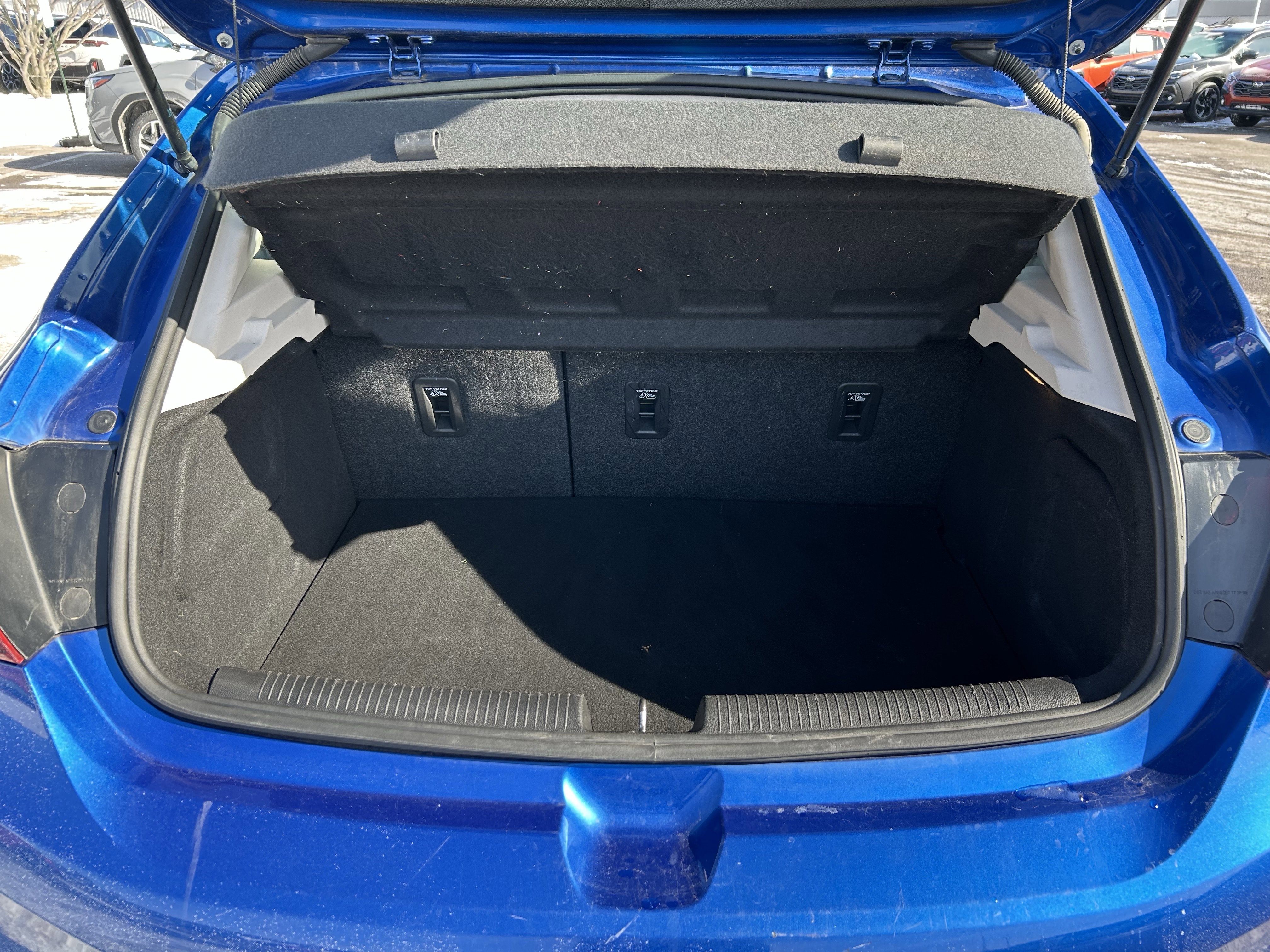 Used 2017 Chevrolet Cruze LT image 22