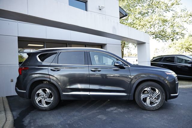 Used 2021 Hyundai Santa Fe SEL w/ Convenience Package image 4