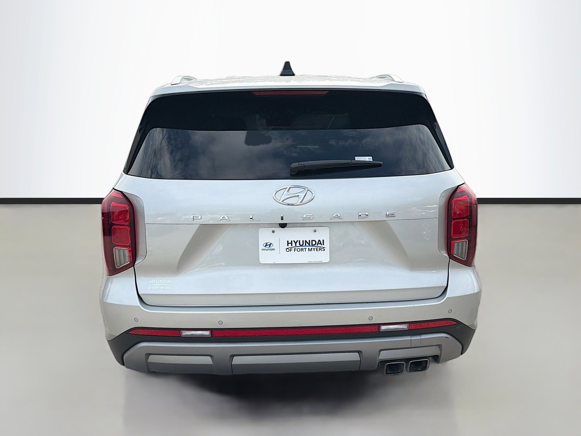 Used 2024 Hyundai Palisade SEL w/ Premium Package image 4