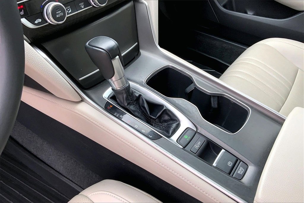 Used 2022 Honda Accord EX-L image 18