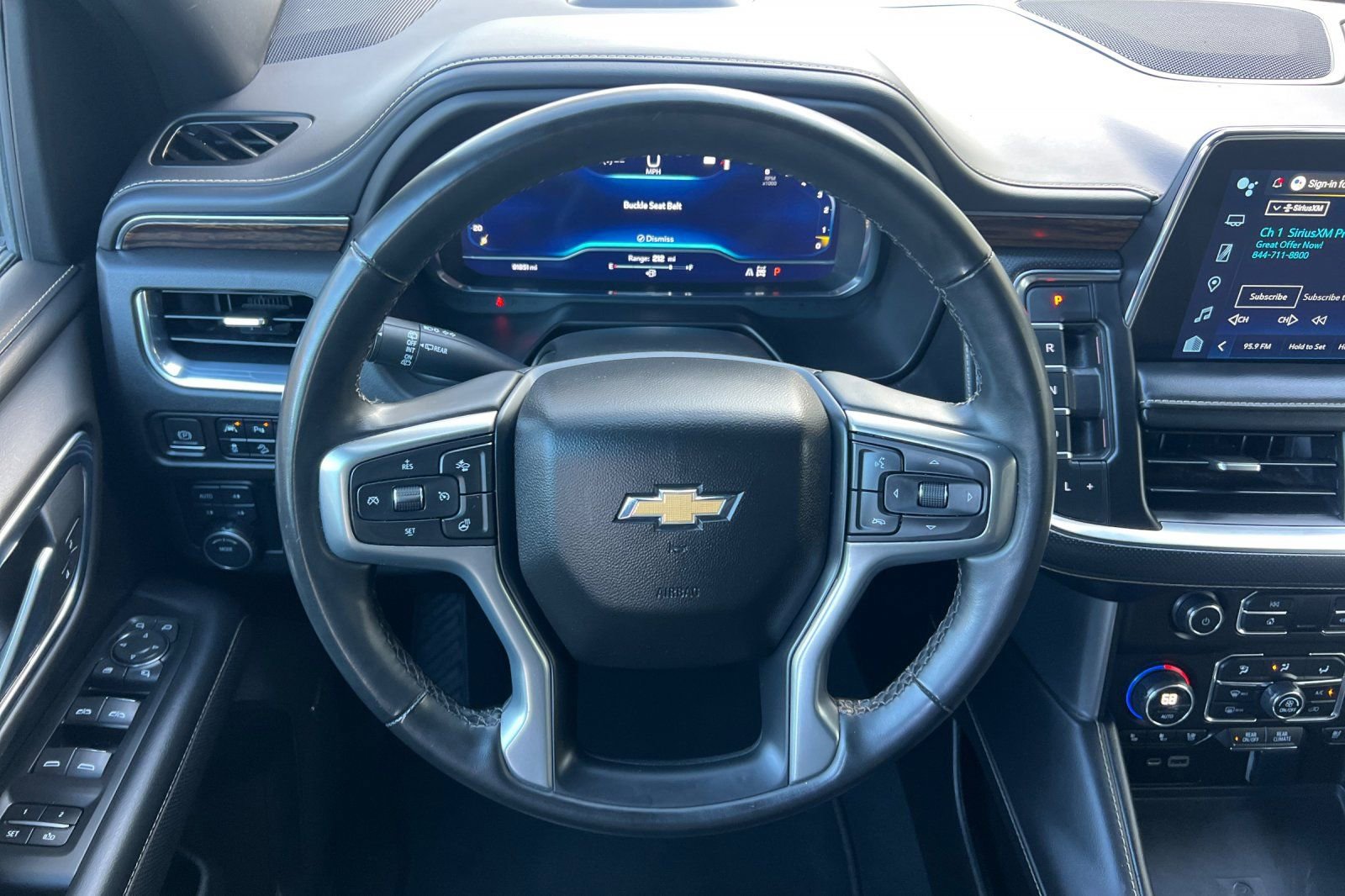 Used 2023 Chevrolet Suburban Premier image 14