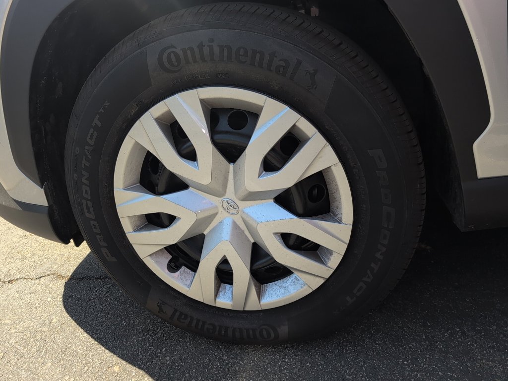 Certified 2026 Toyota Corolla Cross L FWD image 10