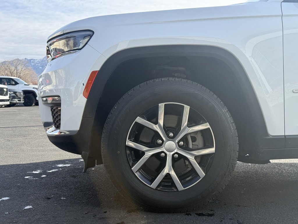 Used 2024 Jeep Grand Cherokee L Limited w/ Trailer Tow Package image 33