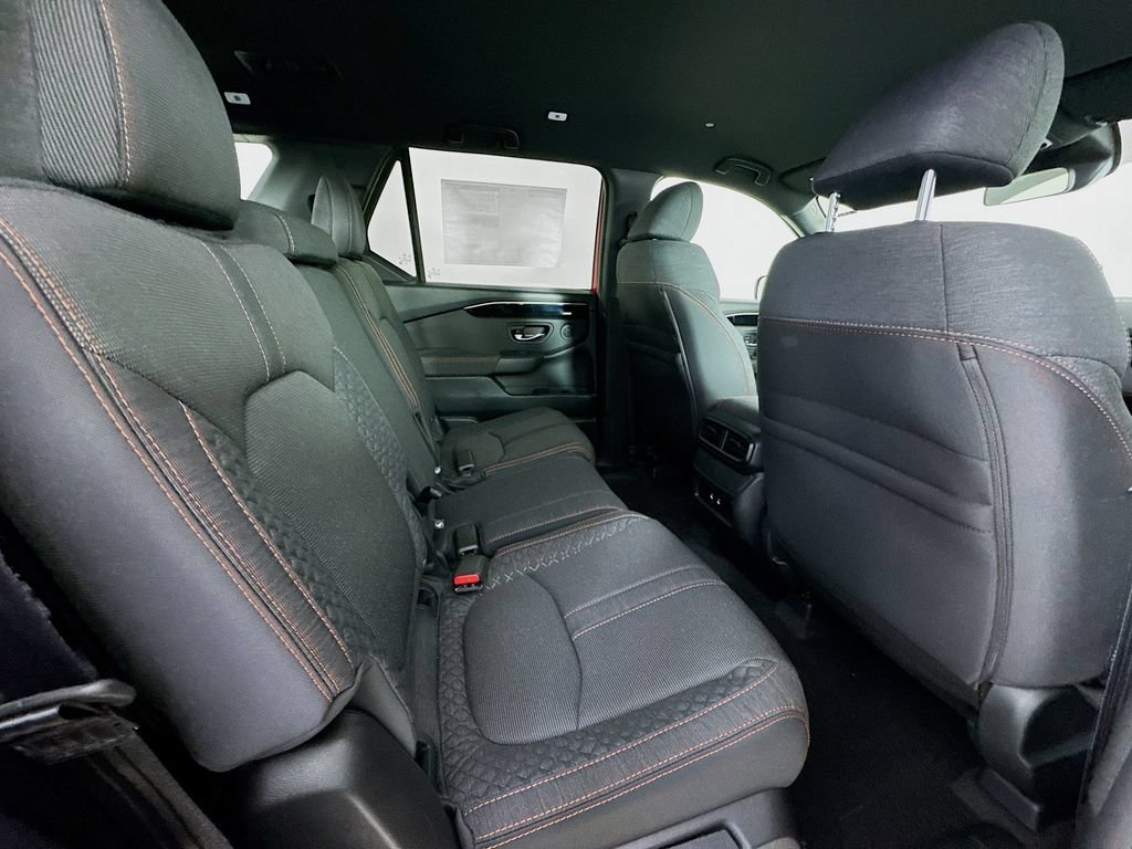New 2026 Honda Pilot Sport image 34