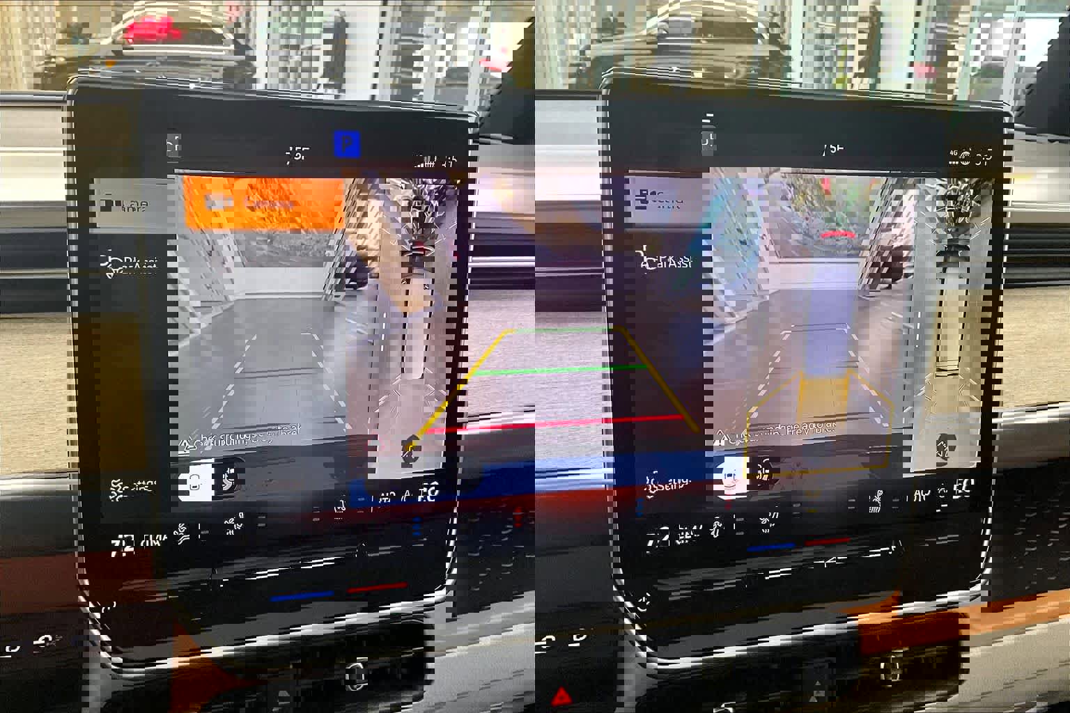 Used 2025 Volkswagen ID. Buzz 1st Edition image 27