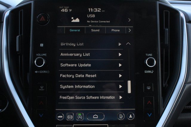 Certified 2024 Subaru Crosstrek 2.0i Premium image 33