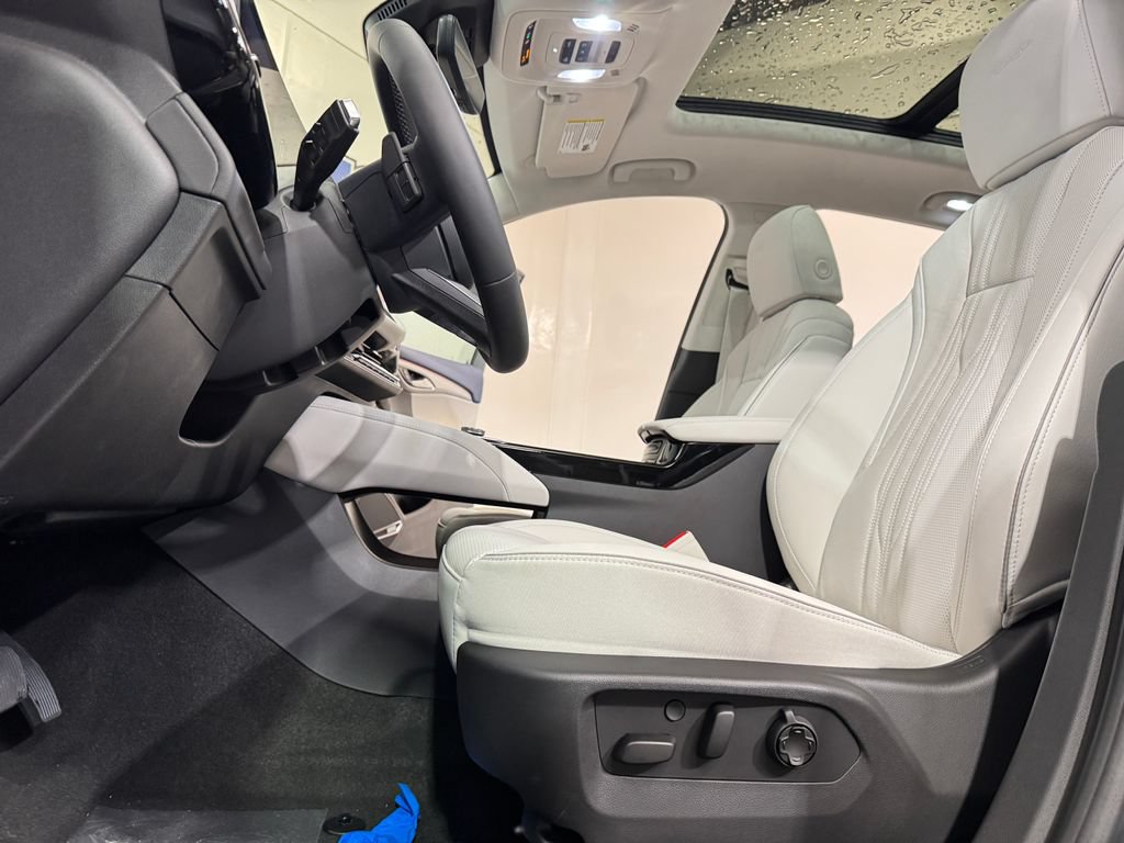 New 2026 Buick Envision Avenir AWD/4WD image 8