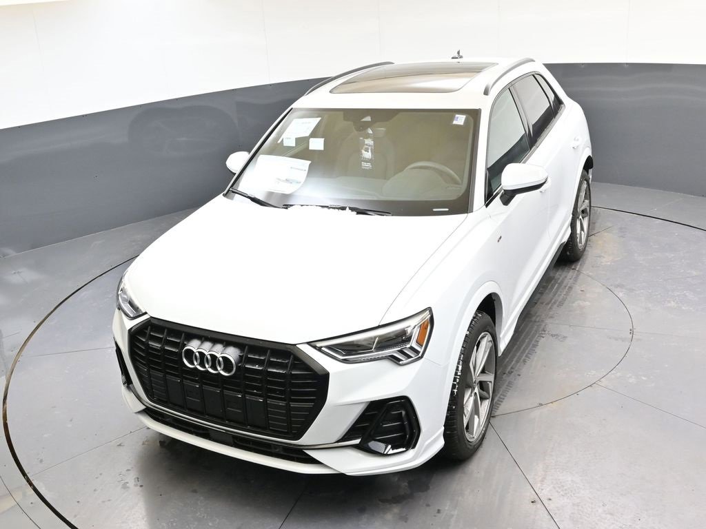 New 2025 Audi Q3 2.0T Premium image 47