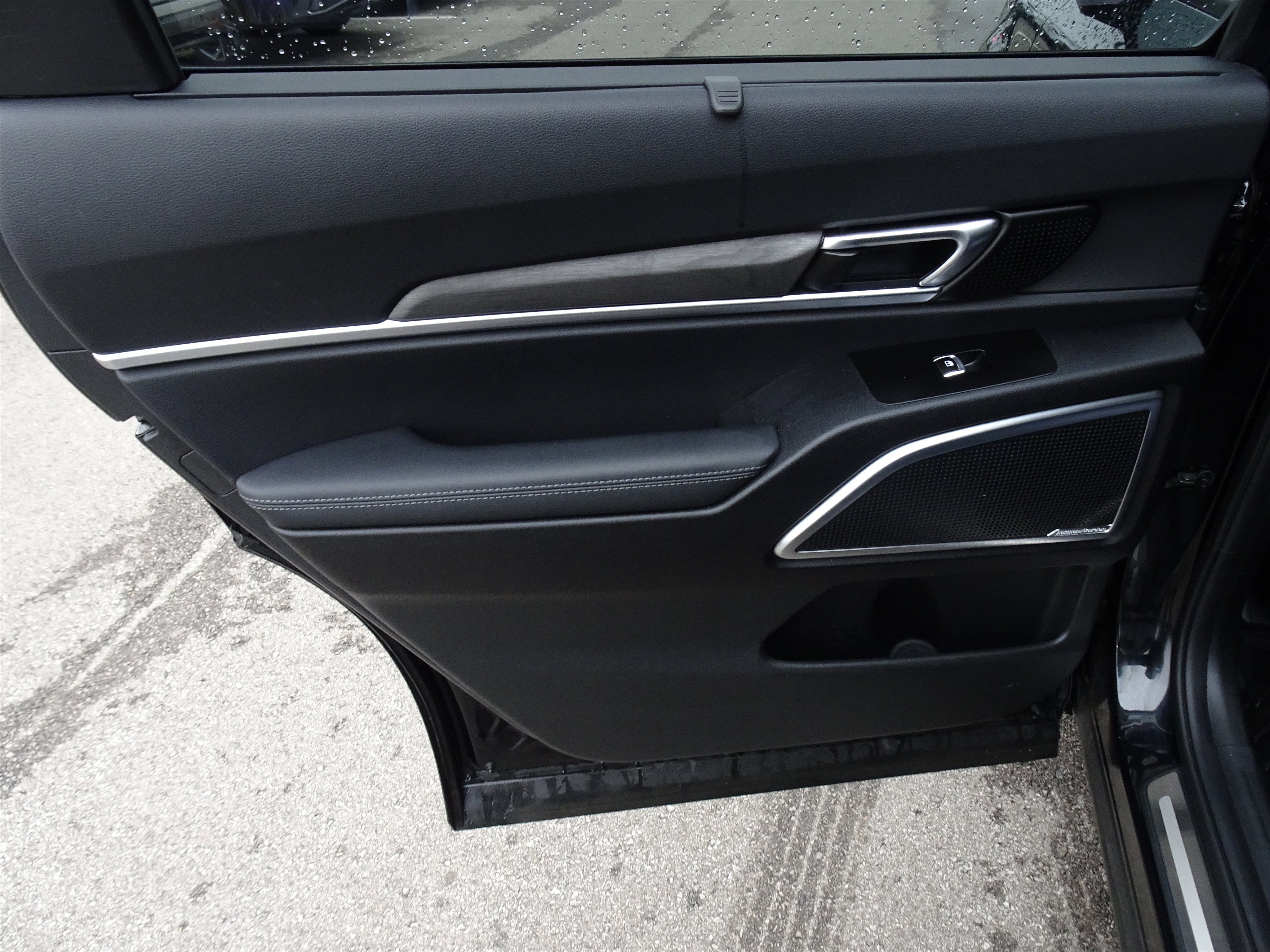 Used 2023 Kia Telluride SX X-Pro AWD/4WD image 16