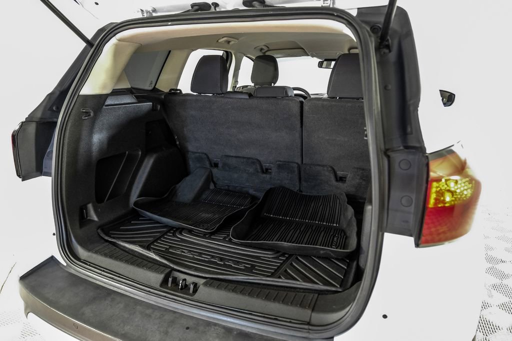 Used 2019 Ford Escape SE image 53