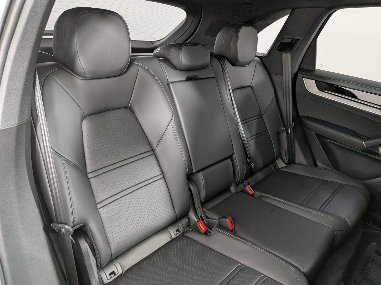 New 2026 Porsche Cayenne AWD/4WD image 23