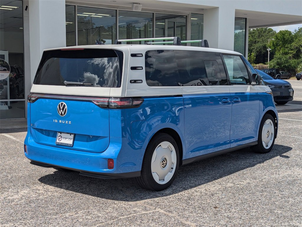 New 2025 Volkswagen ID. Buzz 1st Edition image 7