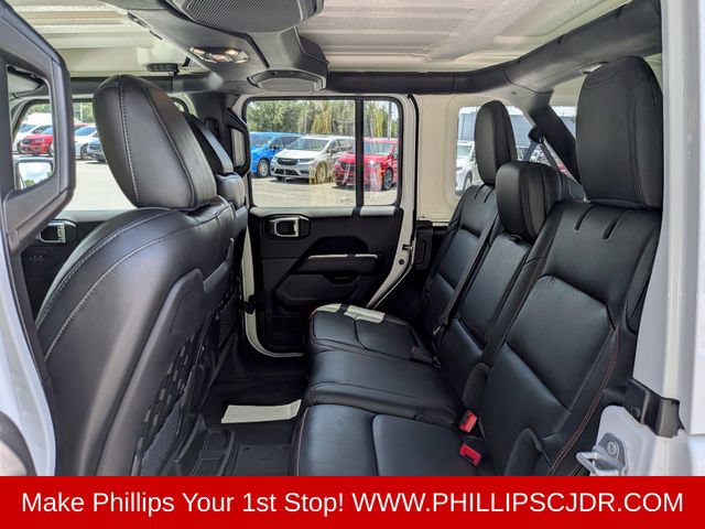 Used 2022 Jeep Wrangler Unlimited Rubicon AWD/4WD image 13