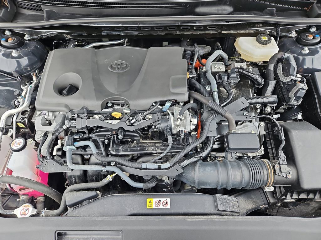 Used 2025 Toyota Camry SE w/ Convenience Package image 34