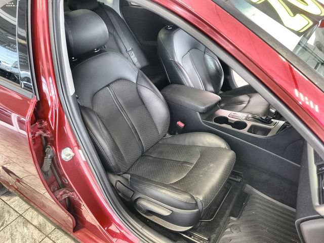 Used 2020 Kia Optima SE FWD image 25