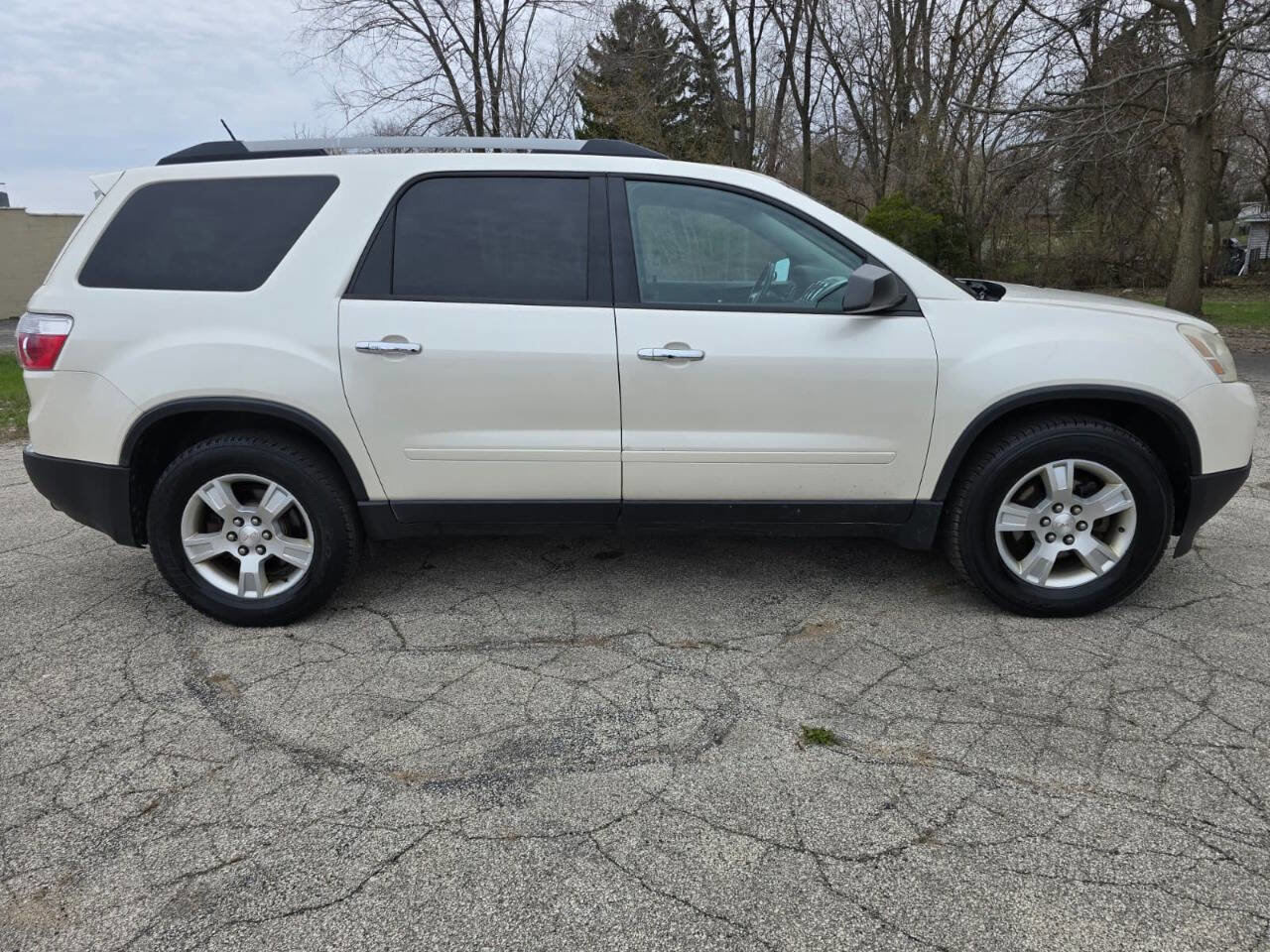 Used 2012 GMC Acadia SLE image 5