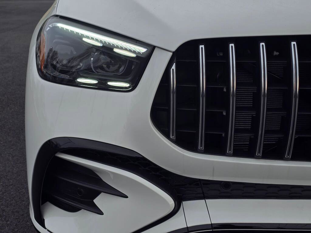New 2026 Mercedes-Benz GLE 53 AMG 4MATIC Coupe image 31