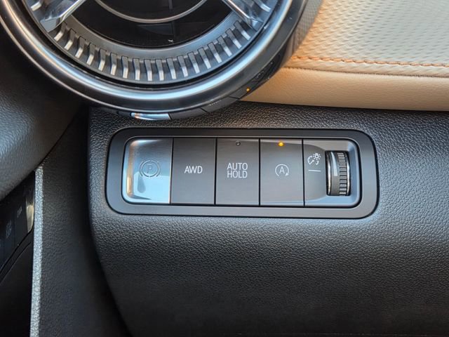 Used 2025 Chevrolet Equinox ACTIV w/ Safety and Technology Package image 36