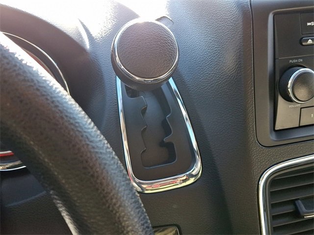 Used 2013 Dodge Grand Caravan SE image 18