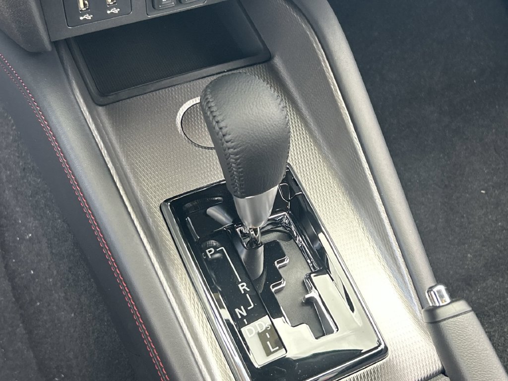 New 2027 Mitsubishi Outlander Sport SE FWD image 11