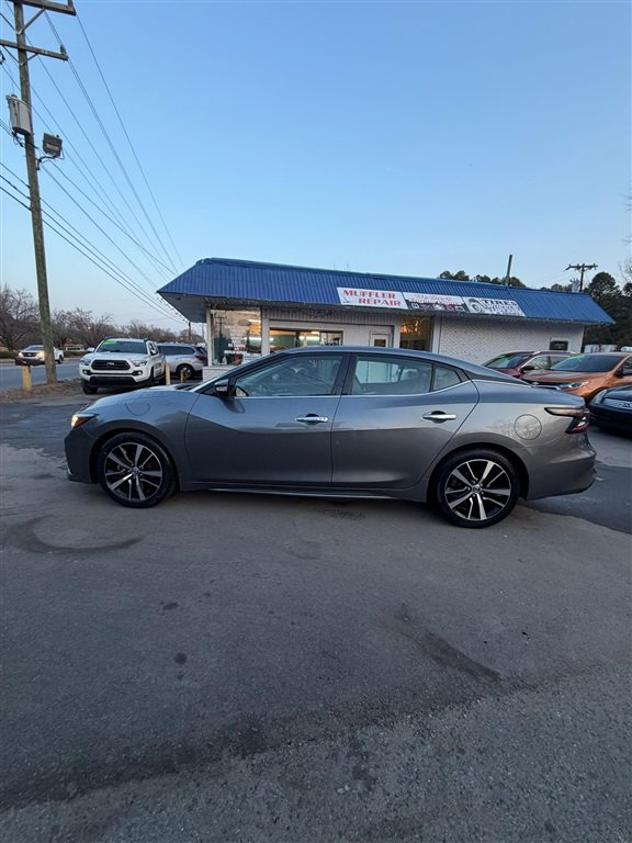 Used 2022 Nissan Maxima SV w/ Floor Mat Group image 4