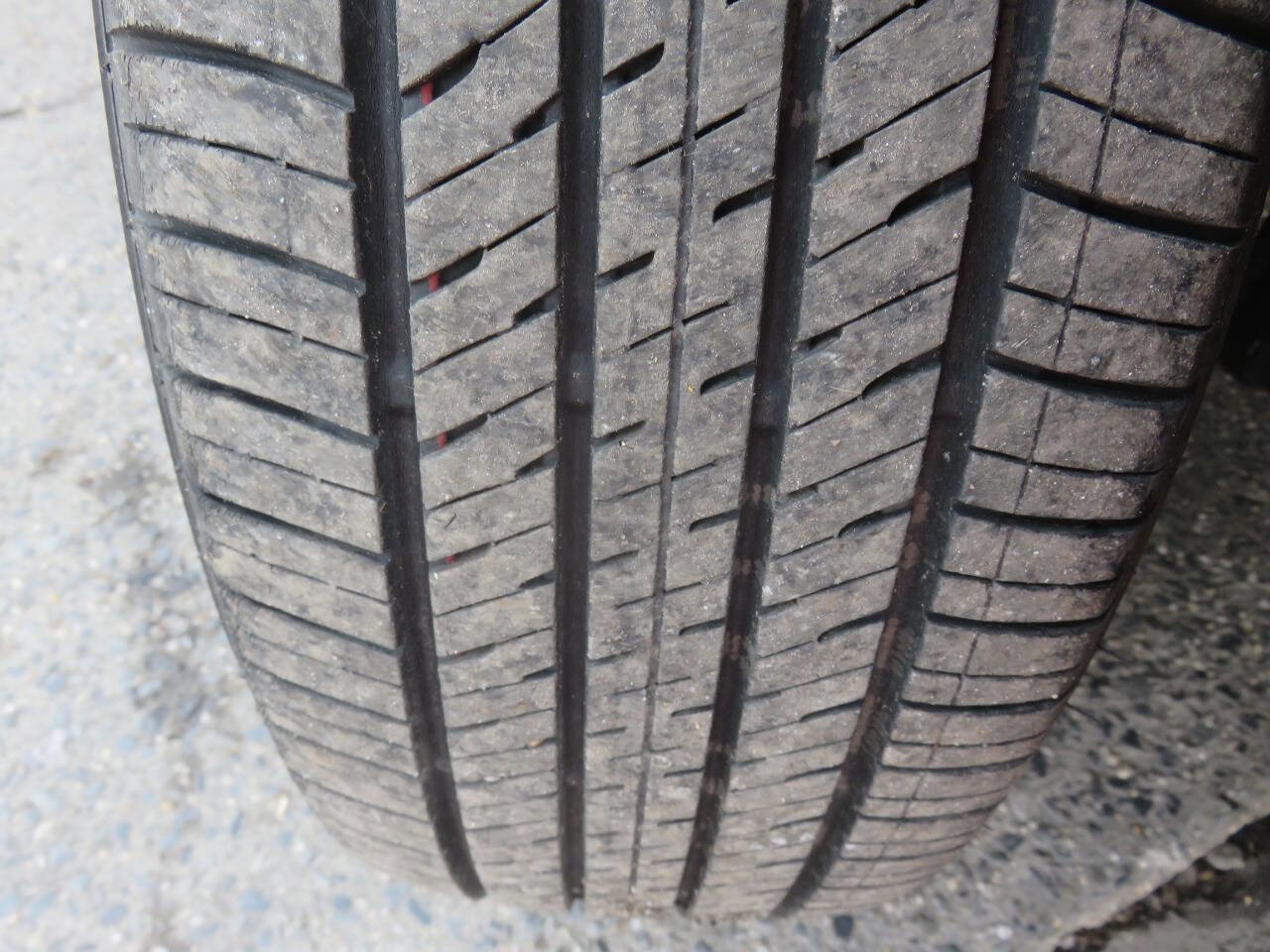 Used 2008 Suzuki SX4 AWD Hatchback w/ Touring Pkg image 31