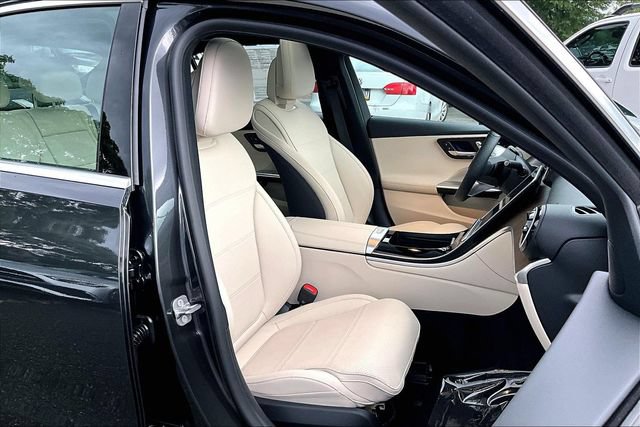 Used 2026 Mercedes-Benz C 300 4MATIC Sedan image 7