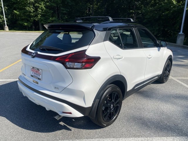 Used 2022 Nissan Kicks SR w/ Premium Package image 8