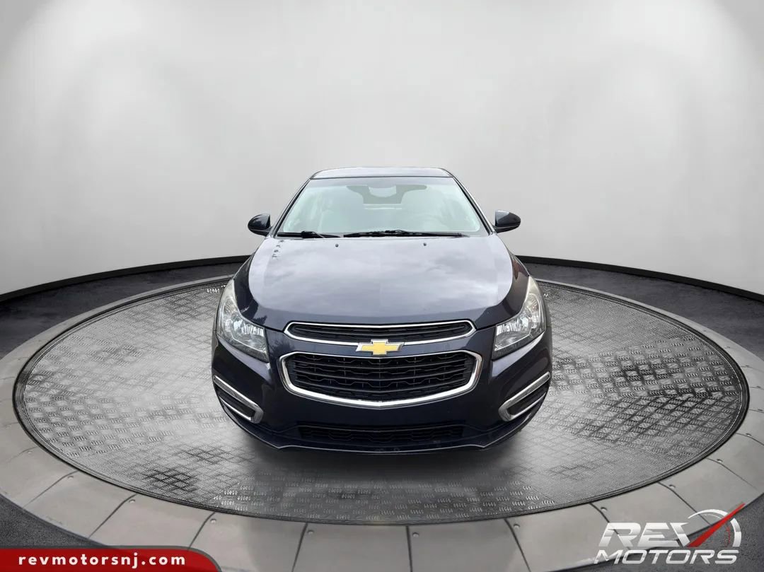 Used 2015 Chevrolet Cruze LT image 8