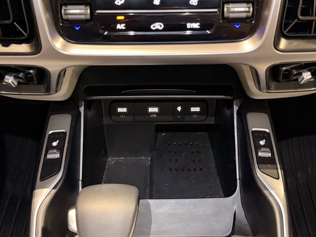 Used 2023 Kia Sorento X-Line EX image 26