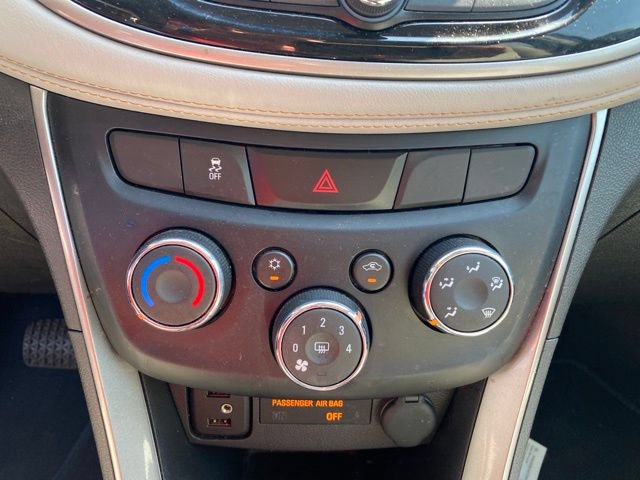 Used 2020 Chevrolet Trax LS FWD image 22