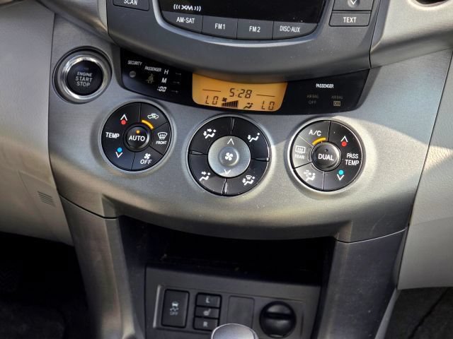 Used 2011 Toyota RAV4 Limited w/ Limited Extra Value Pkg AWD/4WD image 21