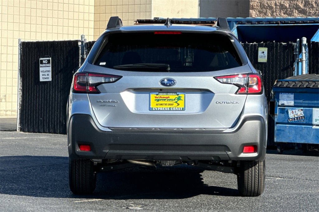 New 2025 Subaru Outback Premium image 5